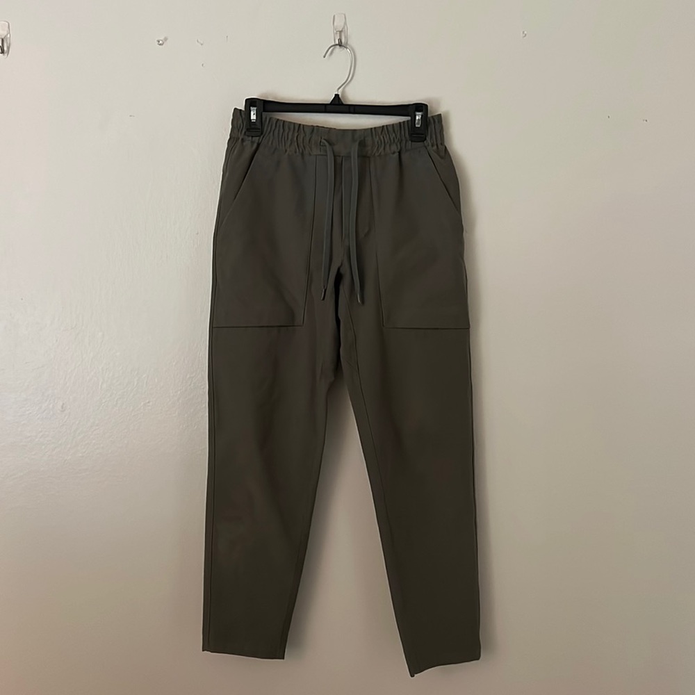GREEN Lululemon Bowline Pants
